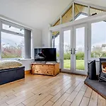 4 Bed In Penrith Oc-sz256 Tatil Evi