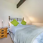 4 Bed In Penrith Oc-sz256 Tatil Evi