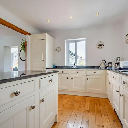 度假居 4 Bed In Penrith Oc-sz256